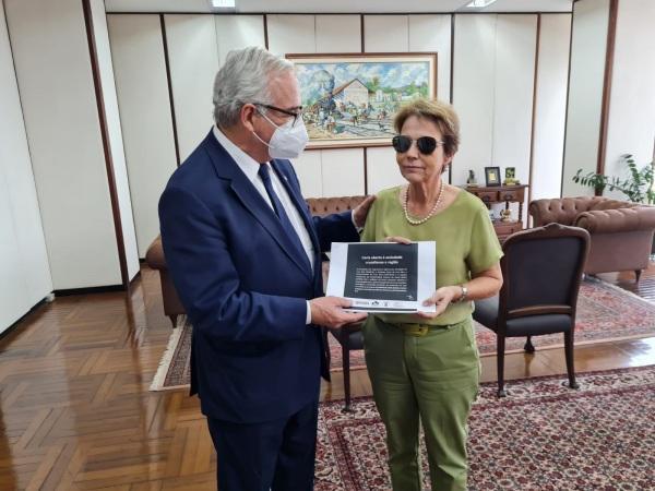 Pedro Westphalen entrega carta aberta de Sindicatos à Ministra Tereza Cristina