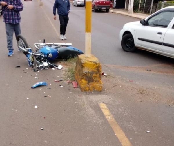 Motociclista fica ferido em acidente na Avenida Xavantes em Cruz Alta