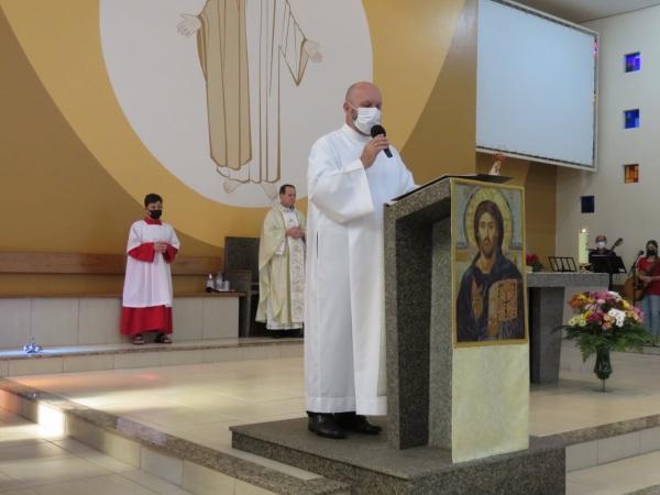 Padre Aldecir Corazza assumiu como administrador da  Paróquia de Fátima