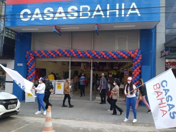 Inaugura filial das Casas Bahia em Cruz Alta