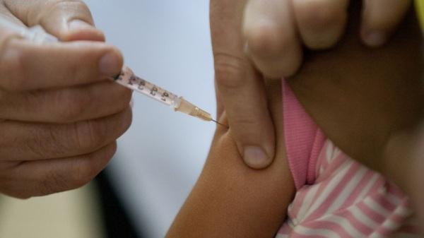 Vacinação das crianças contra gripe e sarampo é antecipado para próxima semana