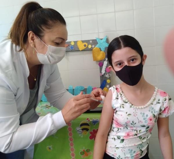 Vacinação Infantil contra a Covid-19 segue para crianças a partir dos 5 anos