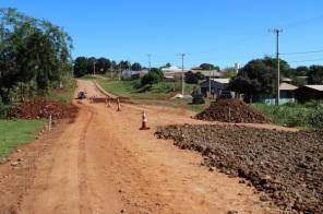 Começa terraplenagem para construção das cabeceiras da ponte do bairro Acelino
