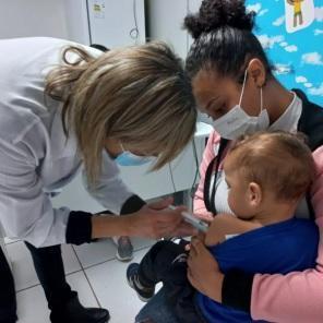 741 doses foram aplicadas no dia D de vacinação contra a gripe e sarampo 
