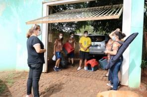 Campanha do LEO Clube doa casinhas ao Canil Municipal de Cruz Alta