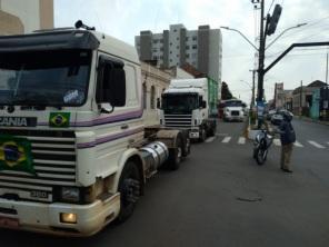 Carreata e manifestações em prol do Governo Bolsonaro em Cruz alta