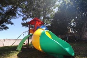 Prefeitura de Cruz Alta adquire 43 parques infantis para as escolas municipais
