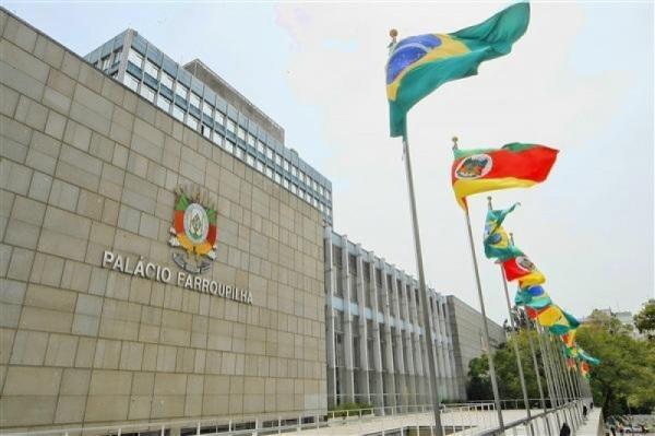 Deputados do Rio Grande do Sul tomam posse e elegem nova presidência