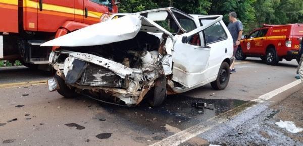 Quatro pessoas ficam feridas em colisão frontal na BR-158, em Panambi