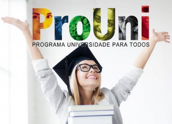 Inscrições para o Prouni terminam neste sábado.