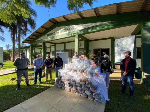 Sindicato Rural de Cruz Alta realiza entrega de EPIs ao HSVP e Brigada Militar