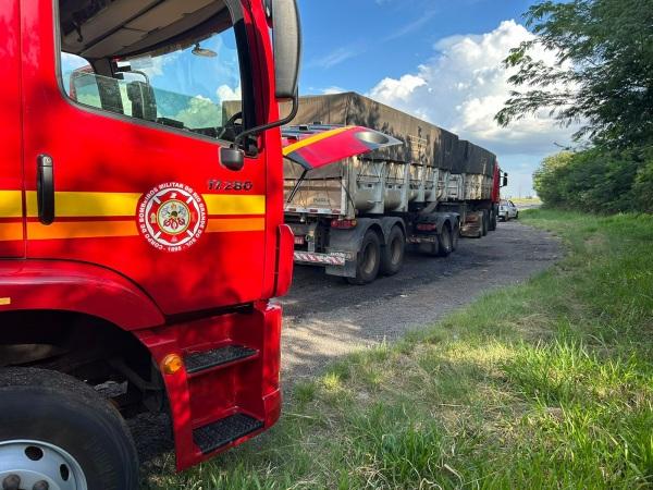 BR-158: Princípio de incêndio em carreta na tarde da segunda-feira 