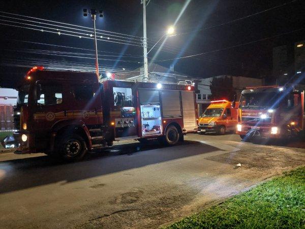 NOITE DO SÁBADO>Dois incêndios em residências mobilizam bombeiros em Cruz Alta