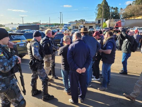 RODOVIAS GAÚCHAS : Situação atualizada na noite da terça , véspera de feriado