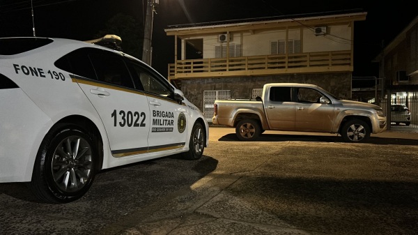 CINCO DETIDOS> Caminhonete Roubada em Tupanciretã é Recuperada em Cruz Alta