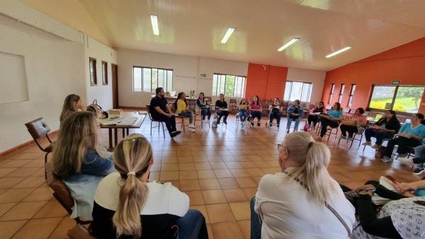 Projeto Narrativas Negras foi apresentado para direções de escolas municipais