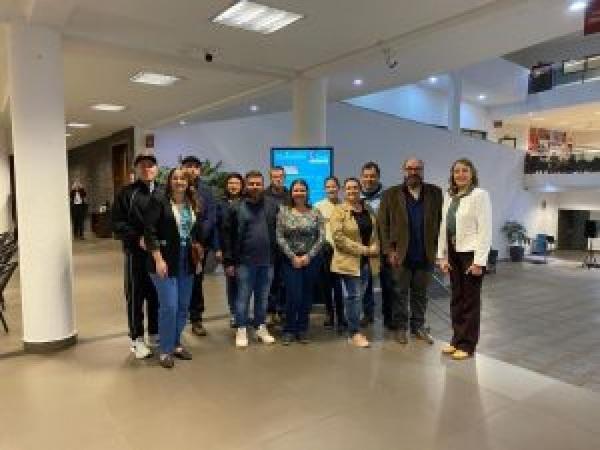 Estudantes da Unicruz participam de evento no Paraguai