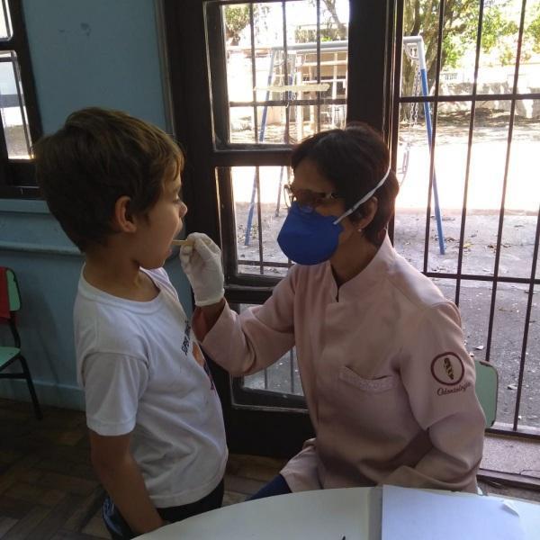 Atividade de saúde bucal é desenvolvida em escolas públicas de Cruz Alta