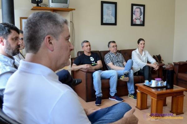 Lideranças buscam Escola Tiradentes para Cruz Alta