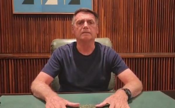 Em vídeo, Bolsonaro faz apelo para desobstrução das rodovias