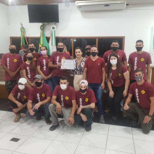 Grupo de Rebaixados OTOPATAMAR recebe voto de congratulações da Câmara