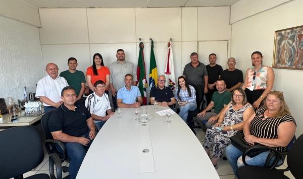 Prefeito em exercício Luciano Ardenghi recebeu o Deputado Pedro Westphalen
