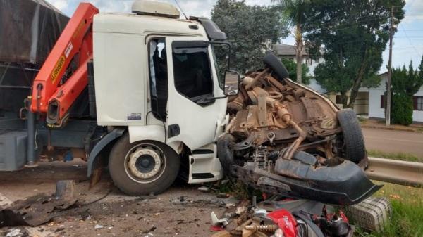 Acidente envolve três veículos e resulta em uma morte em Mato Castelhano