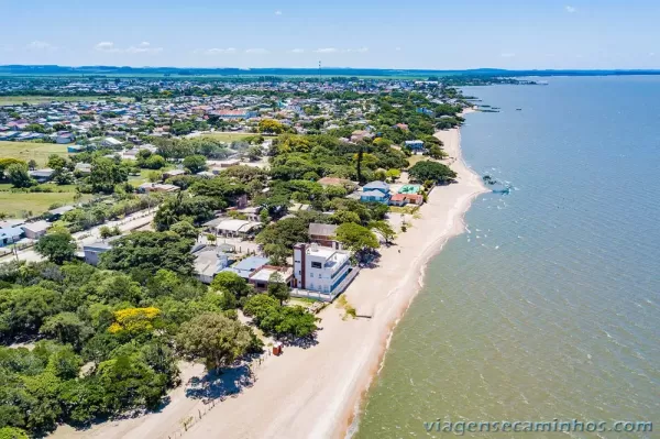 VERÃO>  Estado tem 12 pontos impróprios para banho, 05 em Capão da Canoa