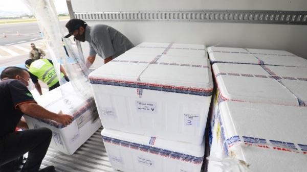 Novo lote de vacinas CoronaVac será distribuído aos municípios nesta quinta