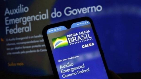 Governo deve anunciar cronograma da 3ª parcela na próxima segunda-feira