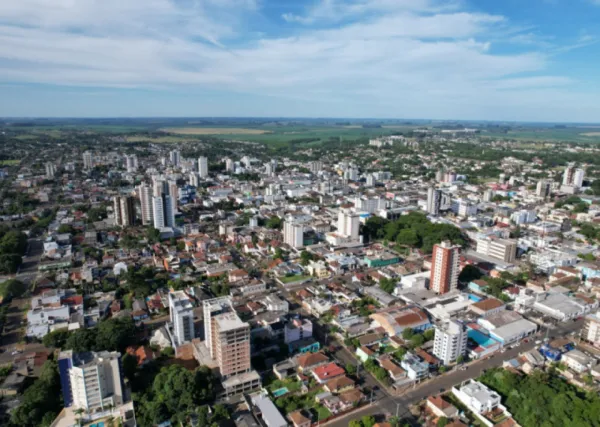 Sol predomina e temperatura agradável na tarde  em Cruz Alta