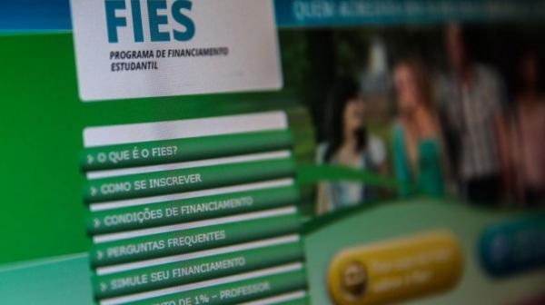 Inscrições para segundo semestre do Fies começam nesta terça-feira