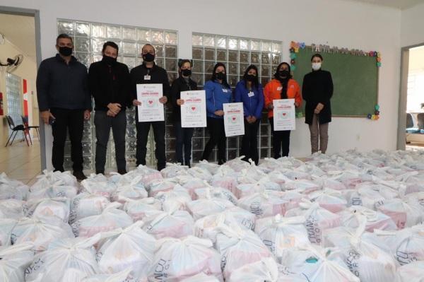 390 cestas básicas foram doadas através da Campanha Compra Solidária