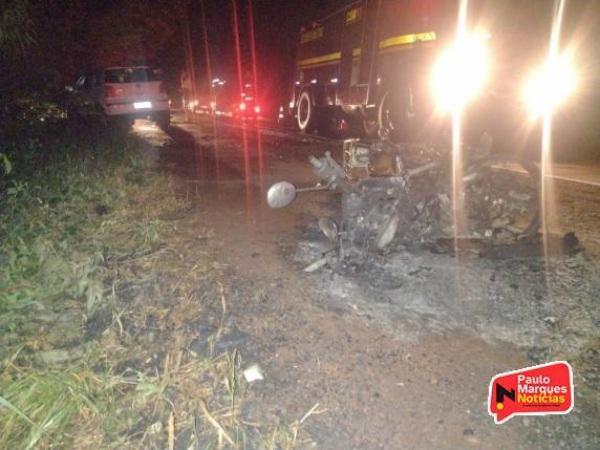 Acidente com vítima fatal na BR-472 em Três de Maio na noite do sábado