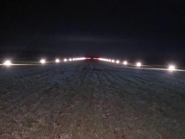 Condomínio Aeronáutico Erico Verissimo inaugura iluminação da pista de vôo