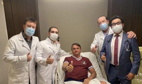 Bolsonaro tem alta hospitalar em São Paulo