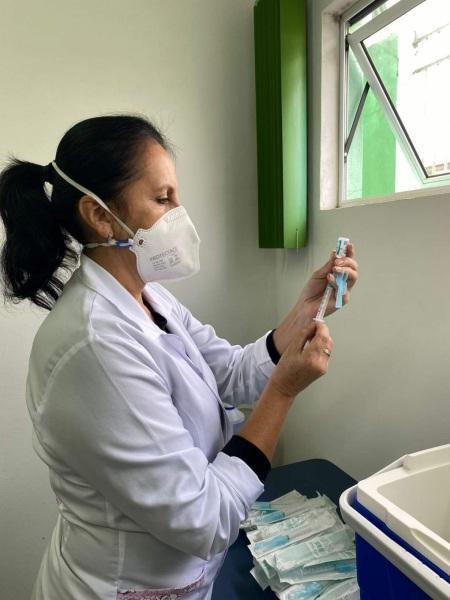 Vacinação contra a Covid-19 segue com oferta de todas as doses