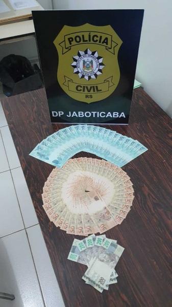 Polícia Civil apreendeu R$ 5 Mil em notas falsas na cidade de Jaboticaba