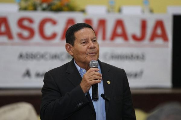 Senador Hamilton Mourão participou da XVII Fenatrigo Agrotecnologia 
