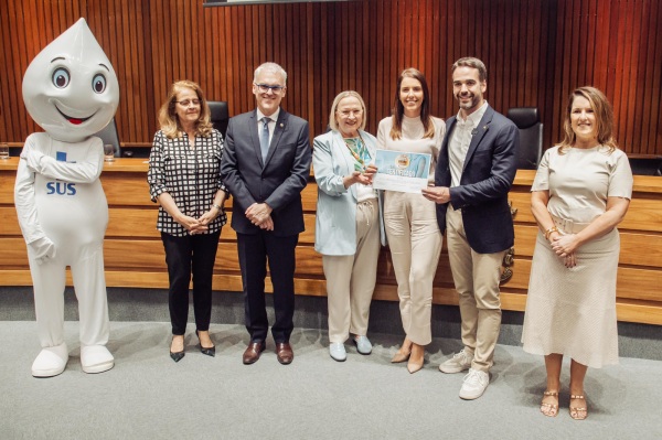 EM PORTO ALEGRE>Cruz Alta recebe Selo Município Amigo da Vacina categoria Ouro