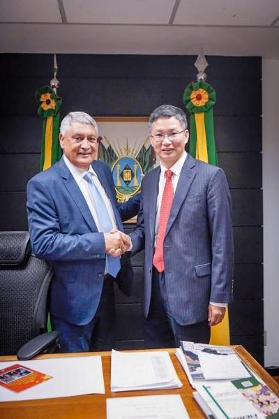 Presidente da Assembleia Legislativa Adolfo Brito participa da Expodireto