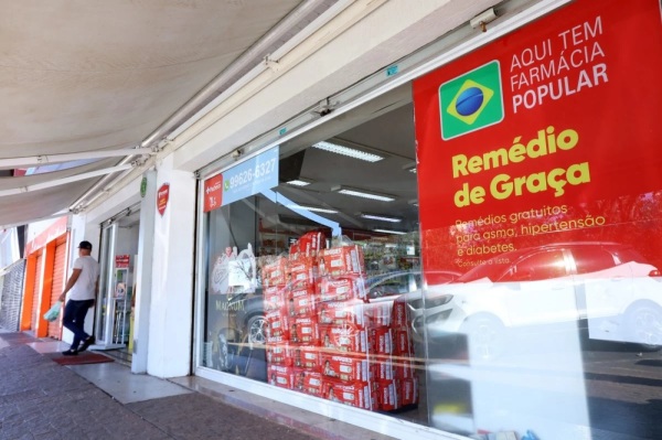 Como retirar medicamentos 100% gratuitos pelo Farmácia Popular?