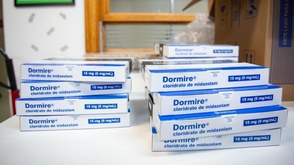 RS distribue 92 mil frascos de medicamentos do kit intubação nesta terça