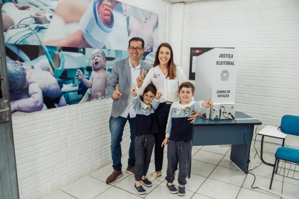 ELEIÇÕES 2024 EM CRUZ ALTA> Candidata Dr. Paula votou no SEG
