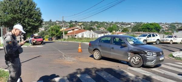 Acidente de trânsito com danos materiais na manhã da segunda  