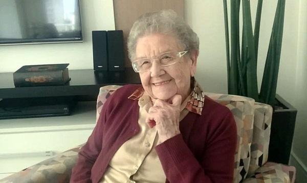Morre aos 91 anos a apresentadora e cozinheira Palmirinha 