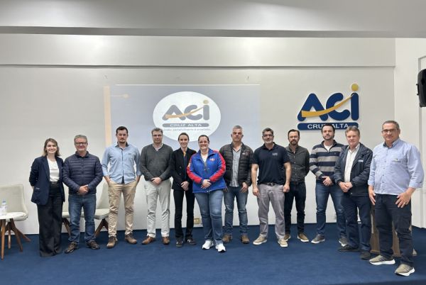 Viviane Bender é eleita presidente da ACI Cruz Alta para o biênio 2026/2027