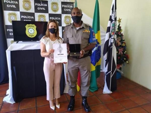 Comandante do 16ºBPM é agraciado com Diploma Amigo da Polícia