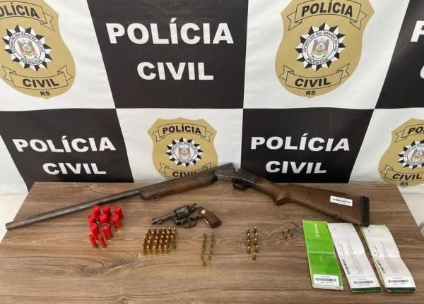 Indivíduo é preso por porte ilegal de arma de fogo em Quinze de Novembro