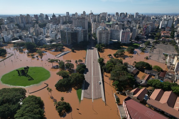 TEMPO>Quinta de trégua da chuva, sexta volta chover e chega o frio segunda